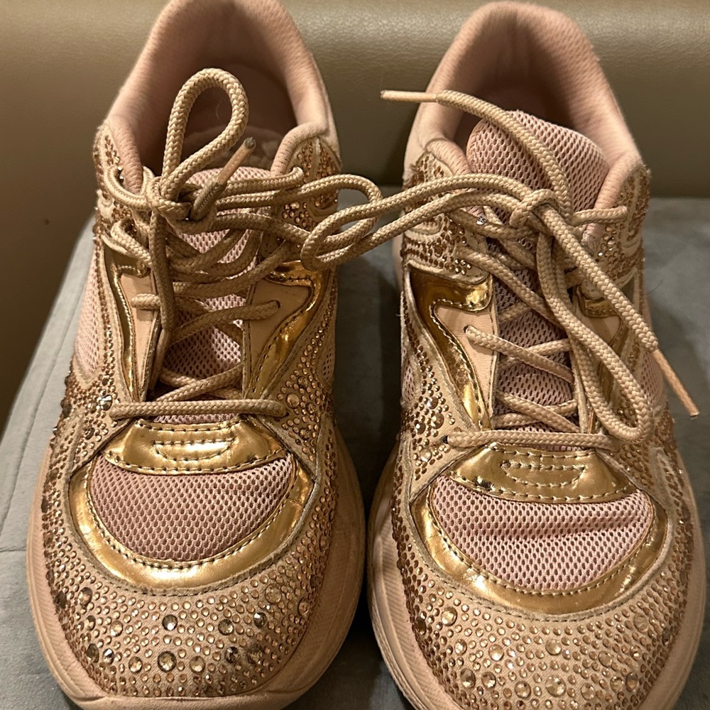 INC woman’s shoes 👟❤️🔥🥰🔥